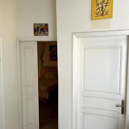 Chambre Spacieuse Avec Balcon - Salle De Bain Exterieure Privee & Breakfast Saint-Louis Exterior photo